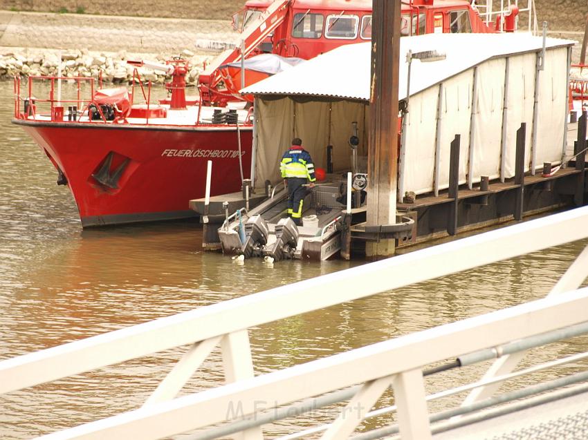 Wartungsarbeiten Rettungsboot Ursula P63.JPG